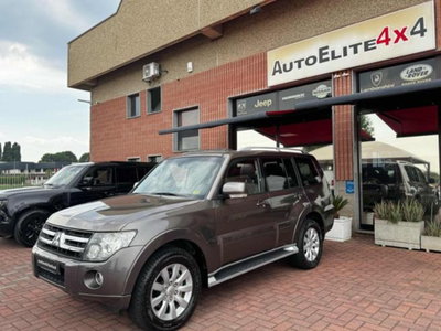 Mitsubishi Pajero 3.2 DI-D 16V aut. 5p. Instyle DPF usata