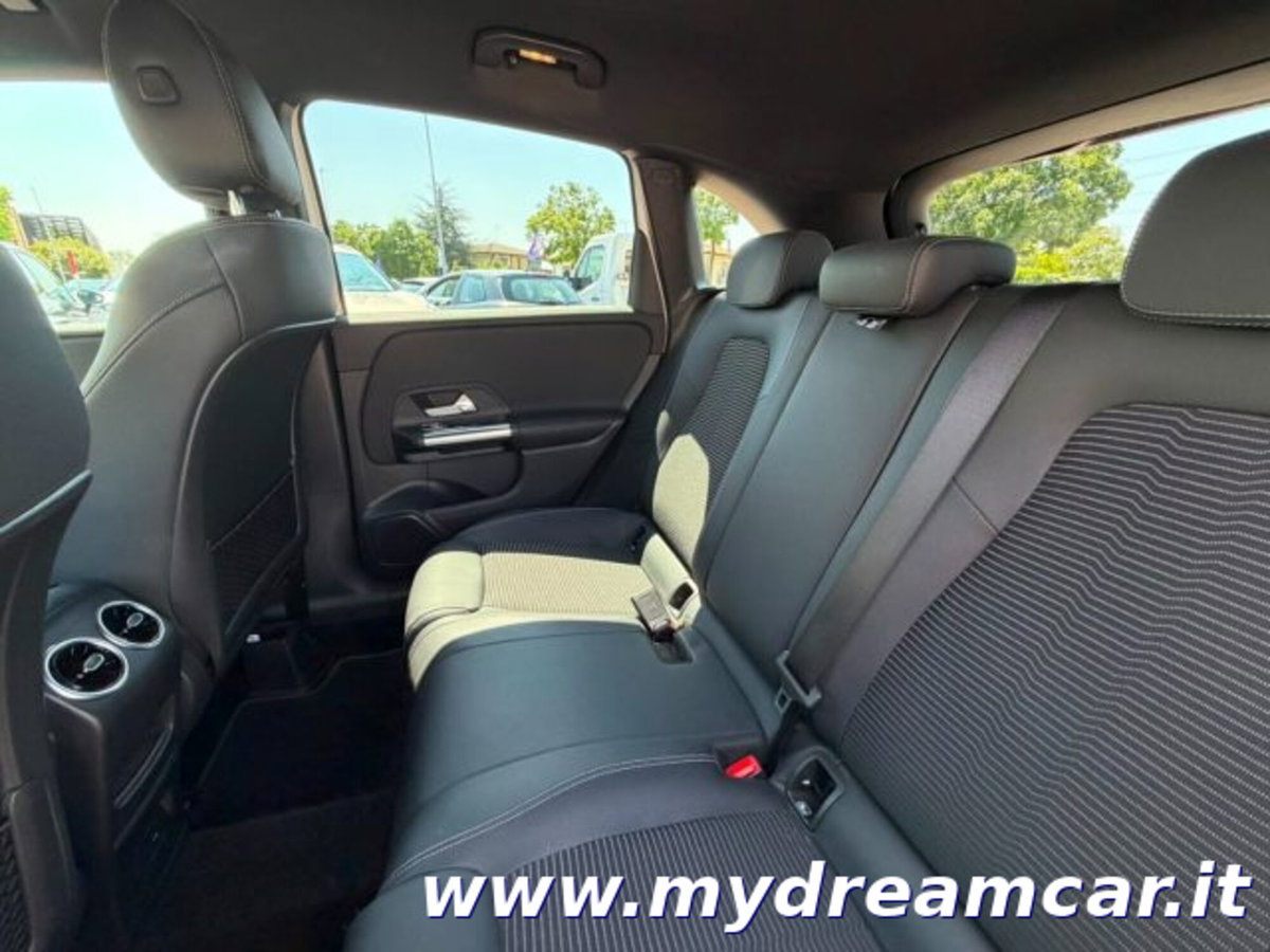 Mercedes-Benz Classe B 180 d Automatic Sport Plus (14)
