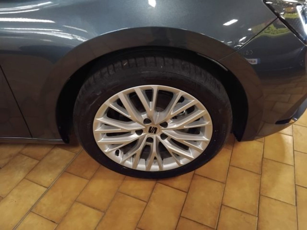 SEAT Leon 1.5 hybrid Business 116cv dsg (16)