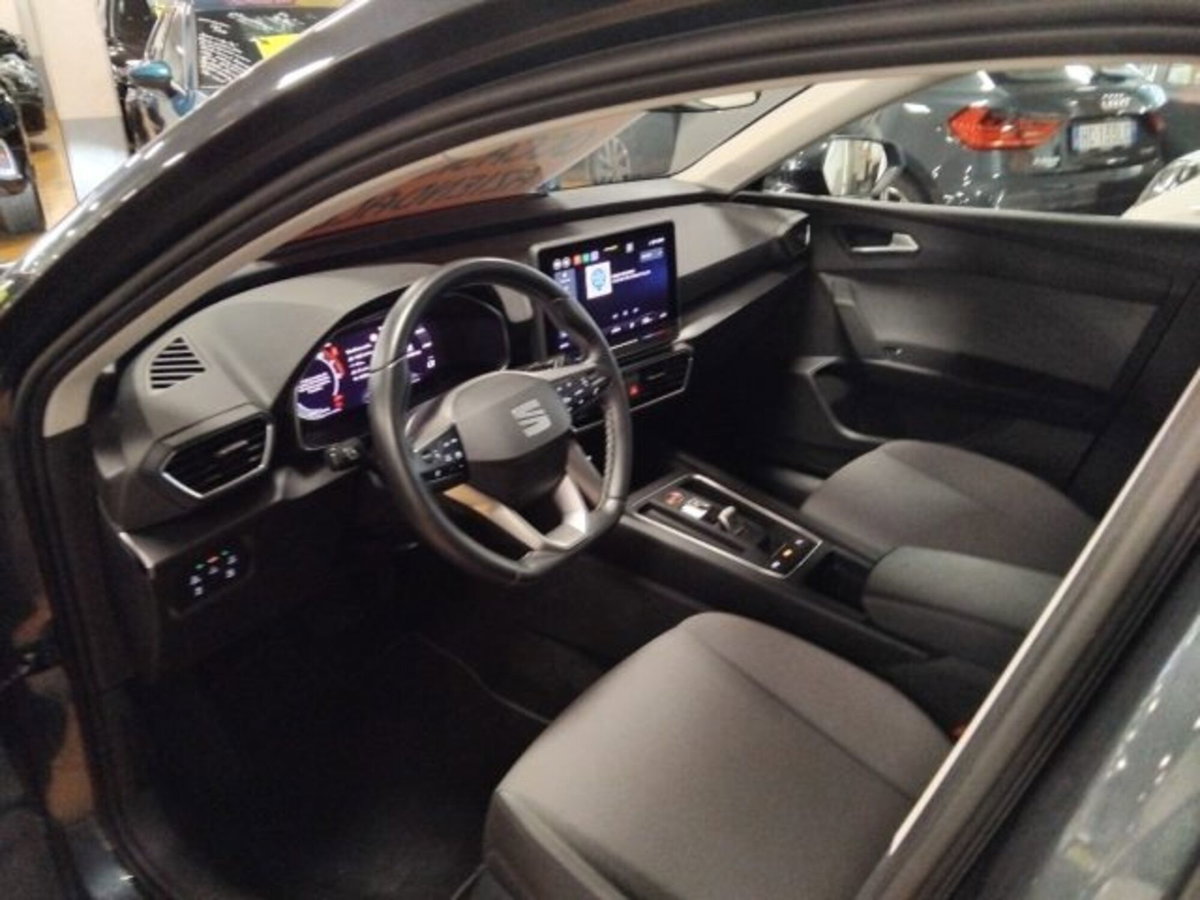SEAT Leon 1.5 hybrid Business 116cv dsg (17)