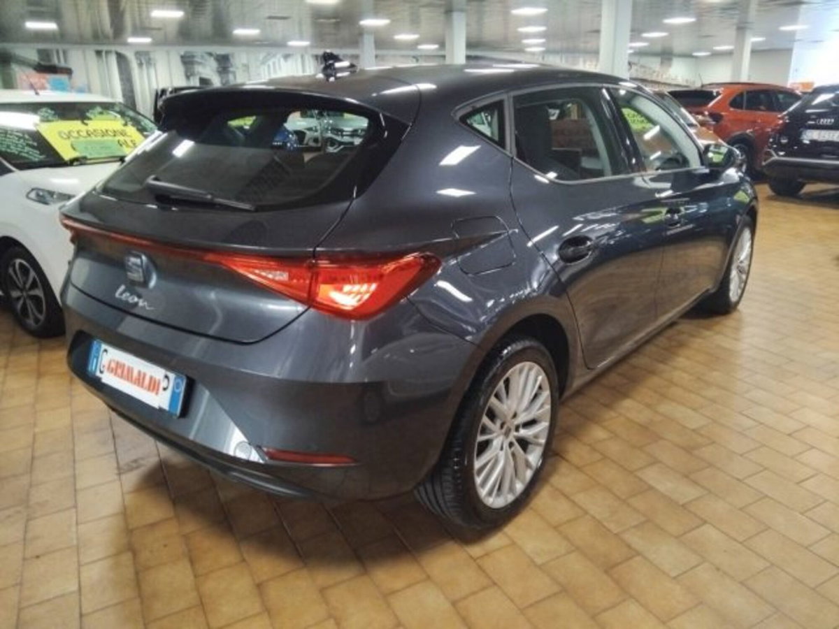 SEAT Leon 1.5 hybrid Business 116cv dsg (7)