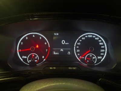 Volkswagen T-Cross 1.0 TSI Urban BMT (12)
