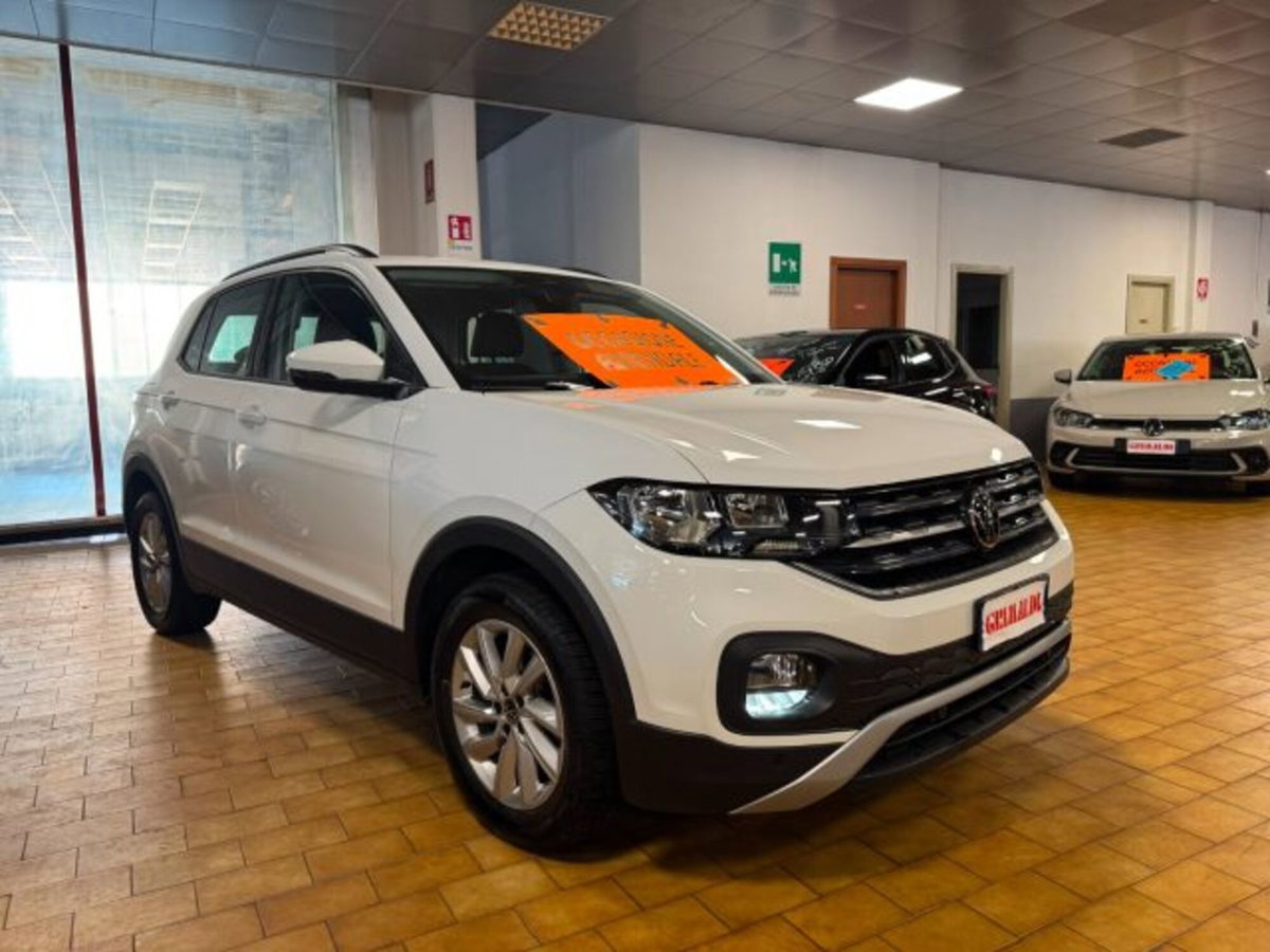 Volkswagen T-Cross 1.0 TSI Urban BMT (6)
