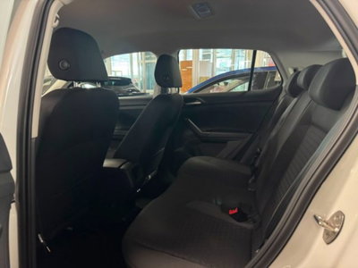 Volkswagen T-Cross 1.0 TSI Urban BMT (4)