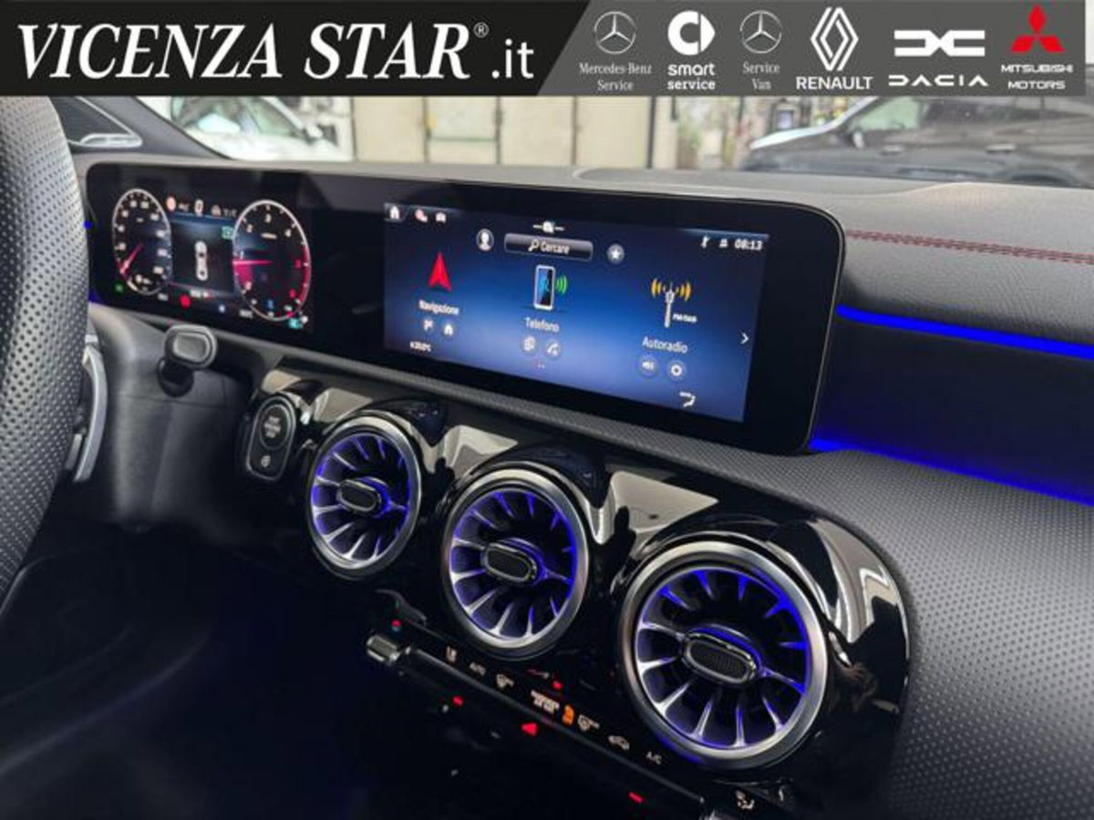 Mercedes-Benz CLA 200 d Premium (10)