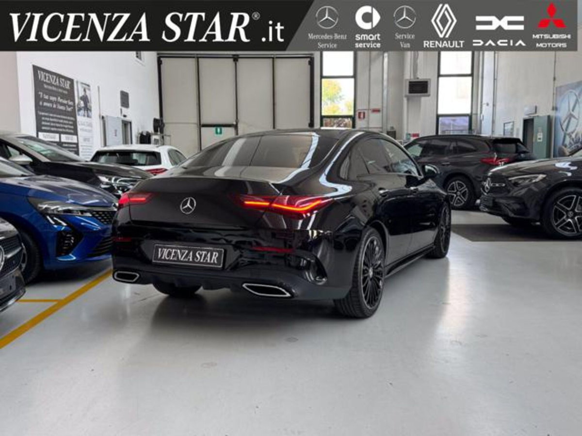 Mercedes-Benz CLA 200 d Premium (2)