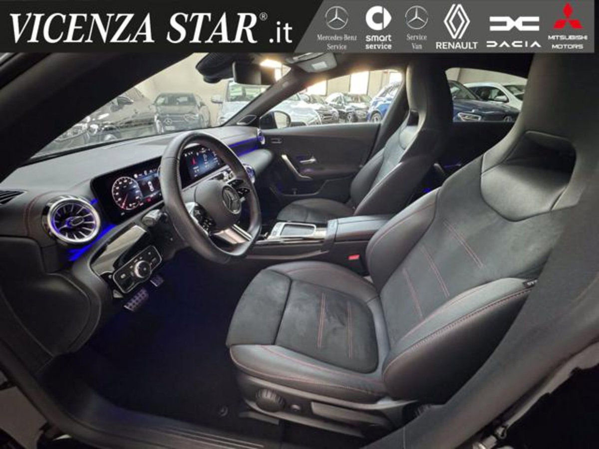 Mercedes-Benz CLA 200 d Premium (4)