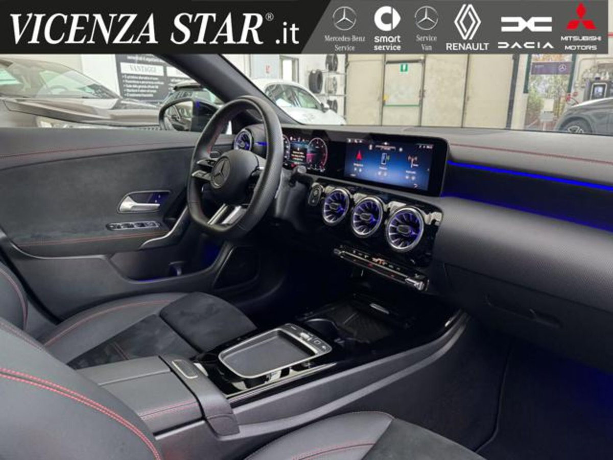 Mercedes-Benz CLA 200 d Premium (9)