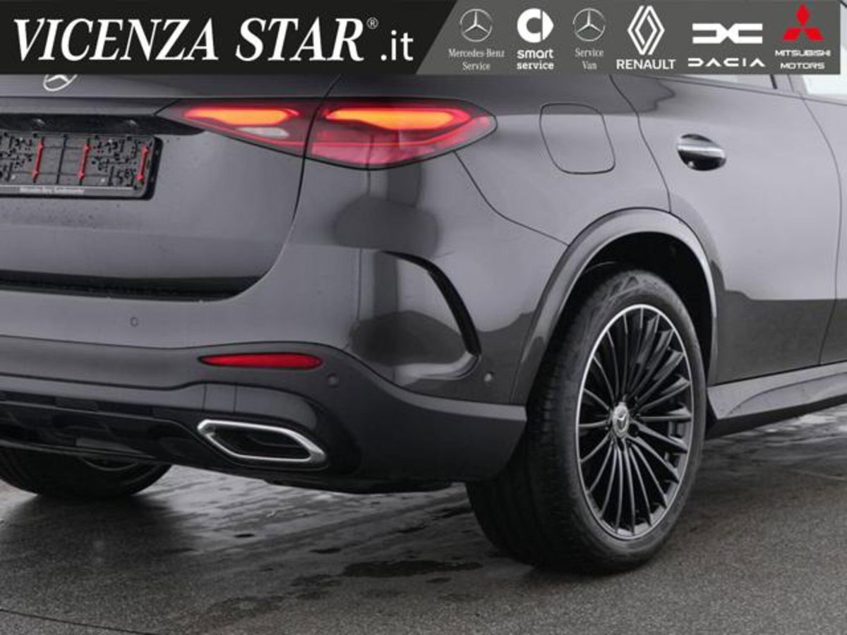 Mercedes-Benz GLC SUV 300 d AMG Line Premium Plus 4matic auto (4)
