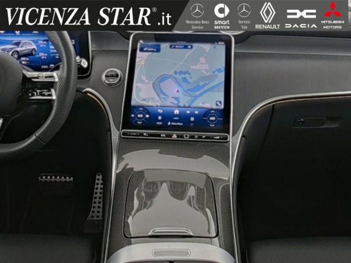 Mercedes-Benz GLC SUV 300 d AMG Line Premium Plus 4matic auto (7)