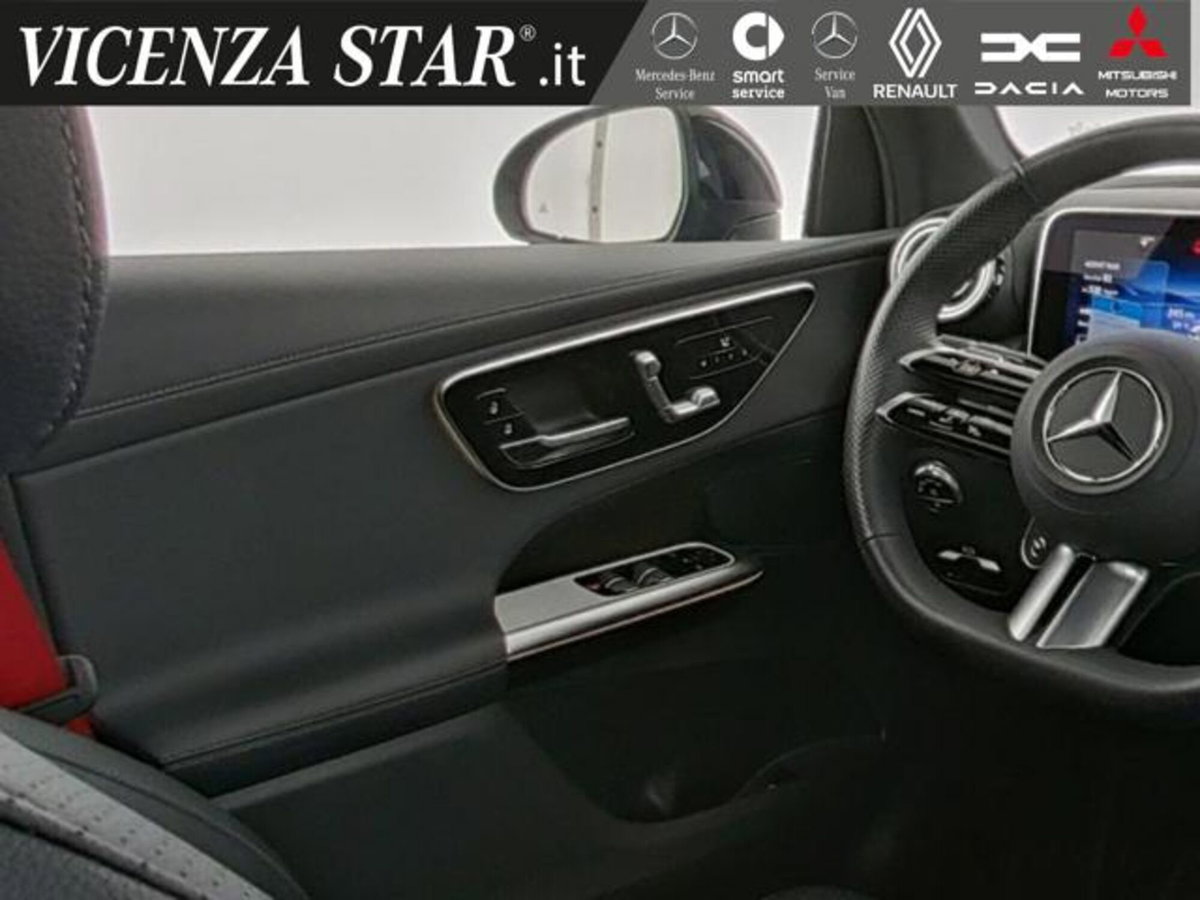 Mercedes-Benz GLC SUV 300 d AMG Line Premium Plus 4matic auto (8)