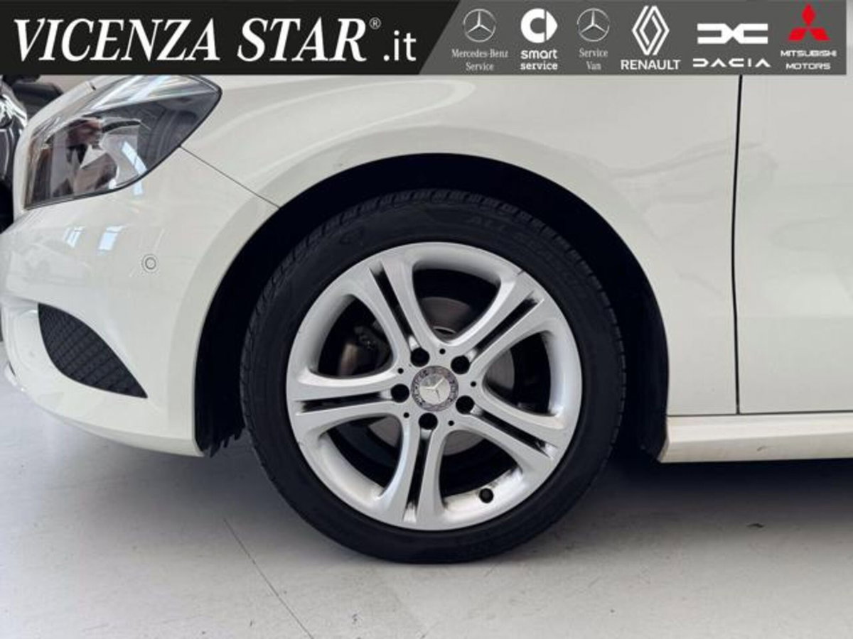 Mercedes-Benz Classe A 160 CDI Automatic Sport (3)