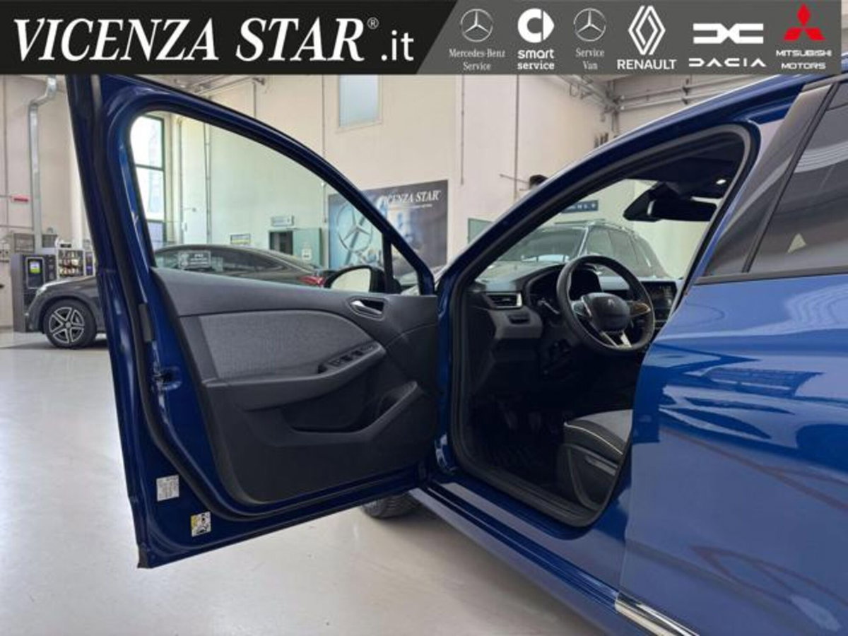 Renault Clio 1.0 tce Techno Gpl 100cv (11)