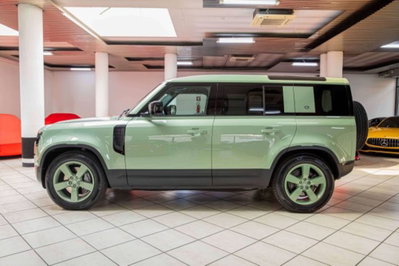 Land Rover Defender 110 3.0D I6 300 CV AWD Auto 75th Limited Edition (4)
