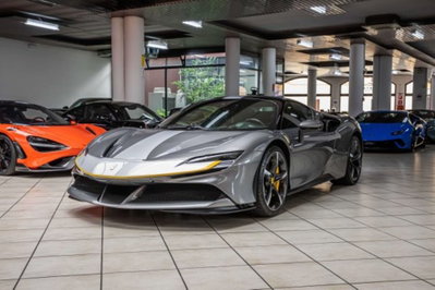 Ferrari SF90 Coupé SF90 Stradale (3)