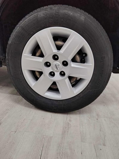 Nissan Qashqai 1.5 dCi DPF Acenta (8)