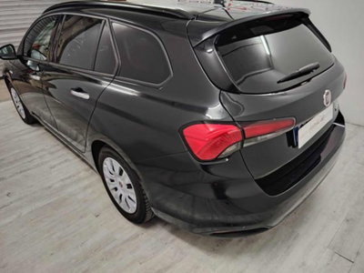 Fiat Tipo Station Wagon Tipo 1.4 T-Jet 120CV SW Lounge (3)