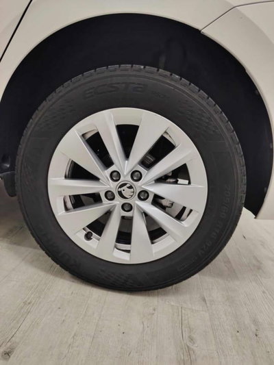 Skoda Kamiq 1.0 TSI Style (6)
