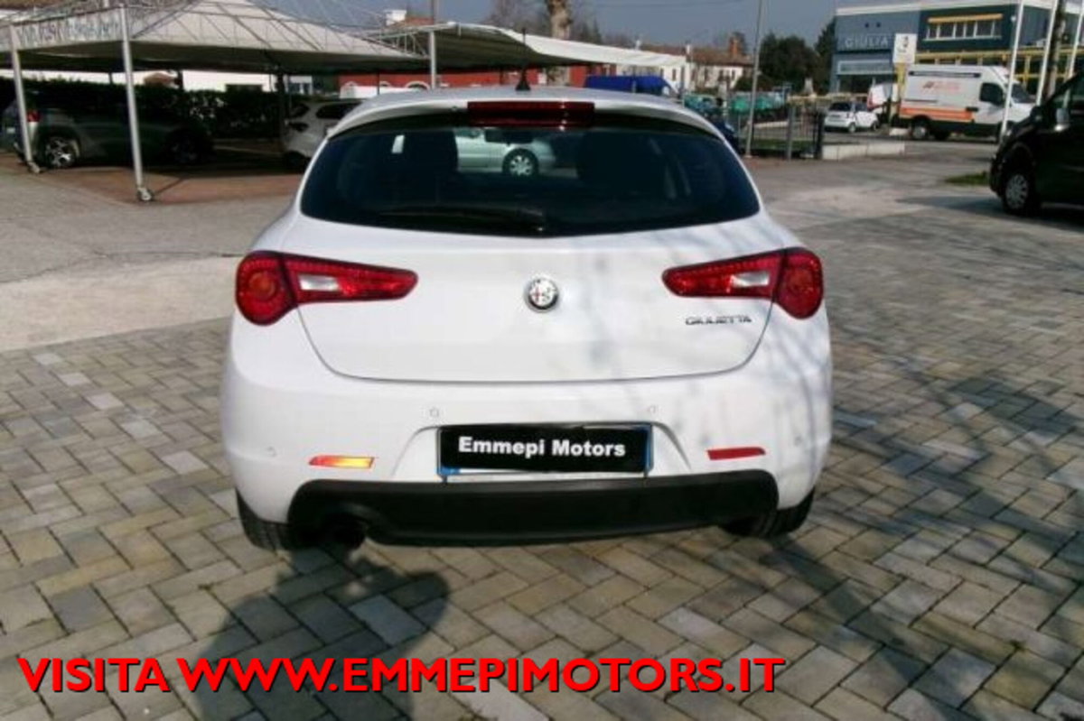 Alfa Romeo Giulietta 1.6 JTDm Giulietta 120cv (4)
