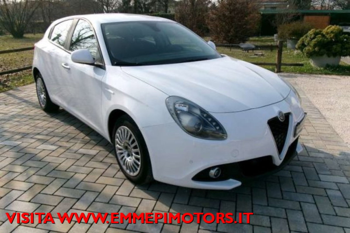 Alfa Romeo Giulietta 1.6 JTDm Giulietta 120cv (7)