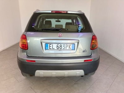 Fiat Sedici 2.0 MJT 16V DPF 4x2 Emotion (9)