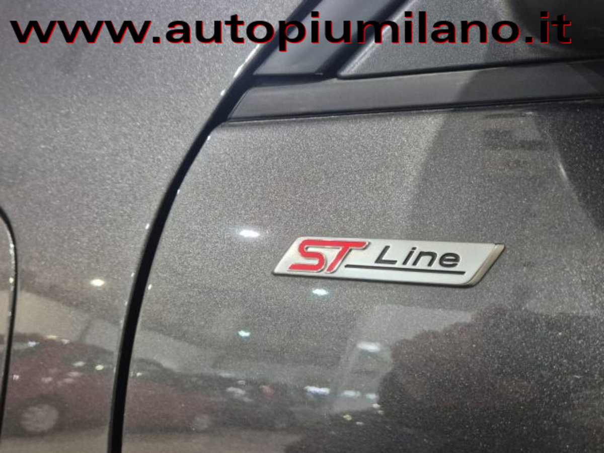 Ford Kuga 2.5 Plug In Hybrid 225 CV CVT 2WD ST-Line (10)