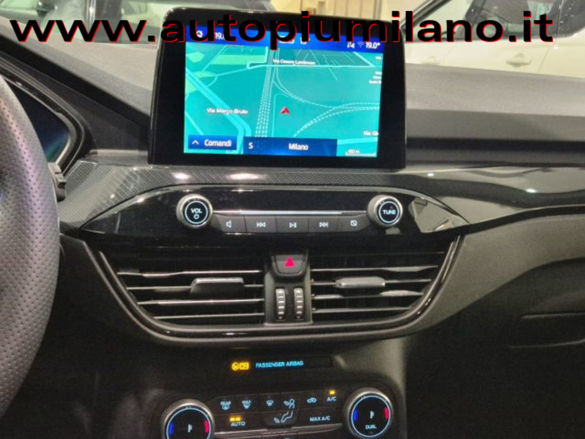 Ford Kuga 2.5 Plug In Hybrid 225 CV CVT 2WD ST-Line (18)