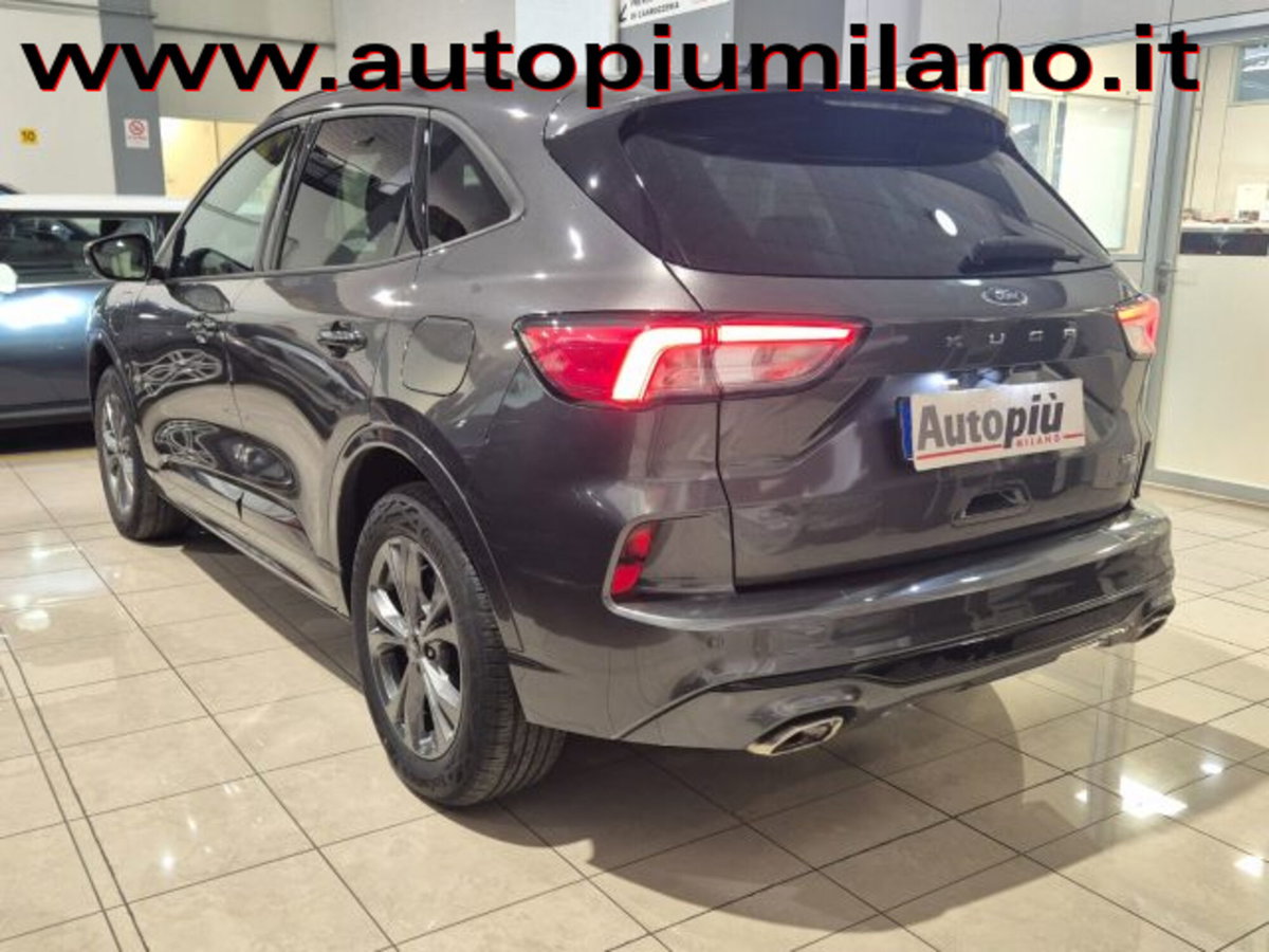 Ford Kuga 2.5 Plug In Hybrid 225 CV CVT 2WD ST-Line (2)