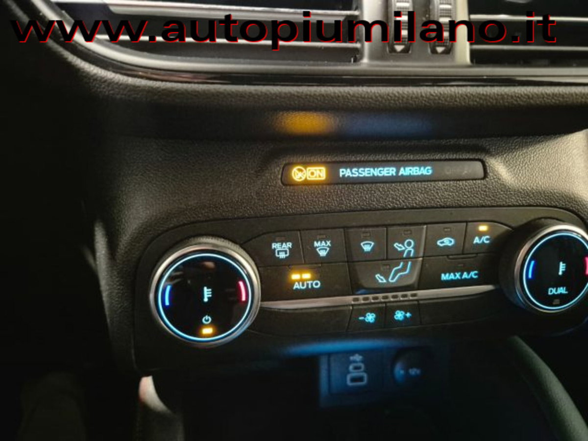 Ford Kuga 2.5 Plug In Hybrid 225 CV CVT 2WD ST-Line (20)