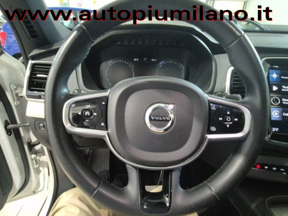 Volvo XC90 D5 AWD Geartronic 7 posti R-design (12)