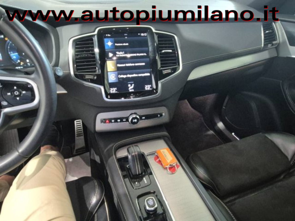 Volvo XC90 D5 AWD Geartronic 7 posti R-design (15)