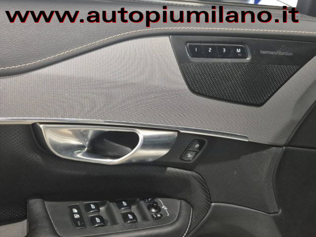 Volvo XC90 D5 AWD Geartronic 7 posti R-design (20)