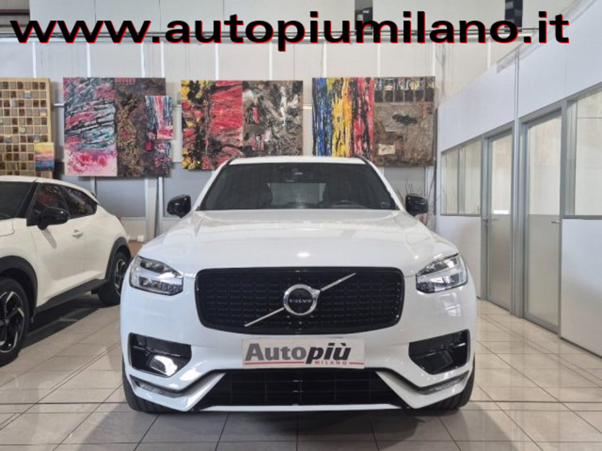 Volvo XC90 D5 AWD Geartronic 7 posti R-design (4)