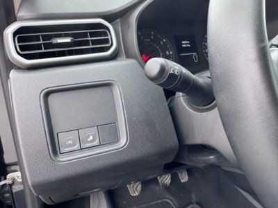 Dacia Duster 1.0 TCe GPL 4x2 Prestige Up (15)