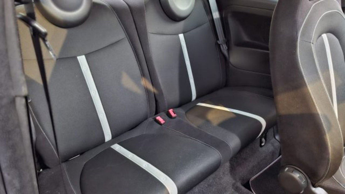 Abarth 500 1.4 Turbo T-Jet Custom (14)