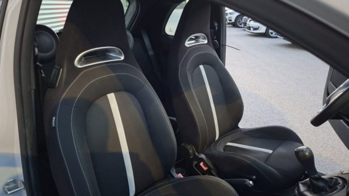 Abarth 500 1.4 Turbo T-Jet Custom (15)