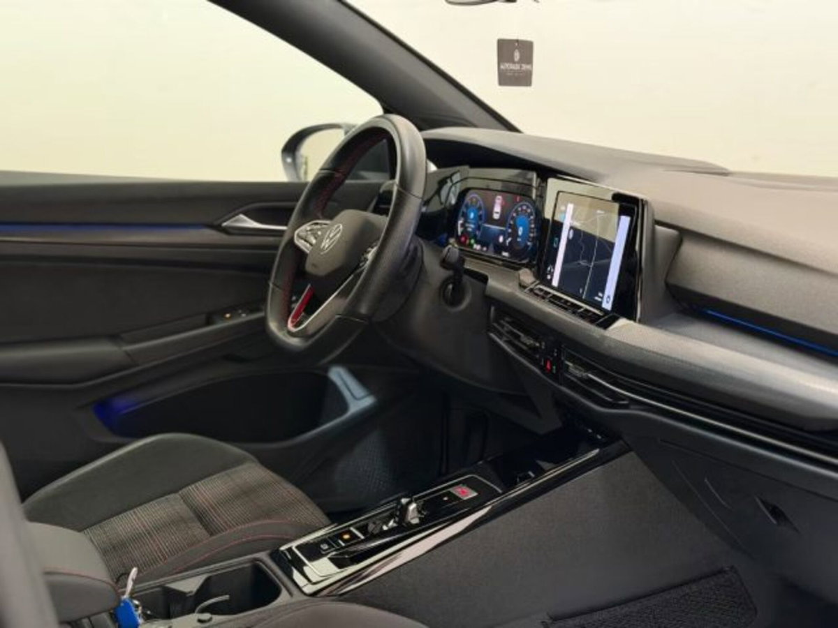 Volkswagen Golf 2.0 TSI GTI DSG (11)