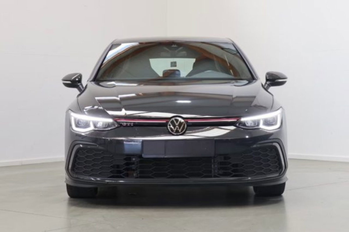Volkswagen Golf 2.0 TSI GTI DSG (2)