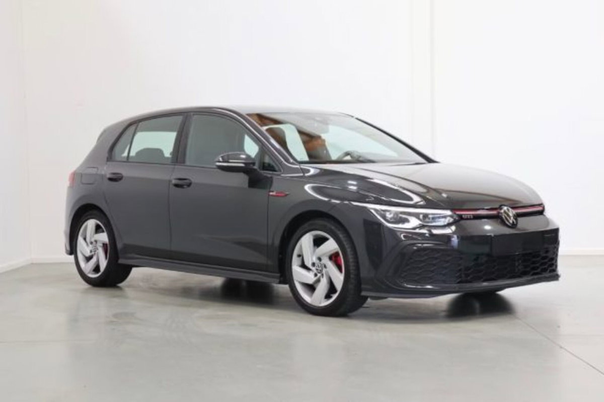 Volkswagen Golf 2.0 TSI GTI DSG (4)