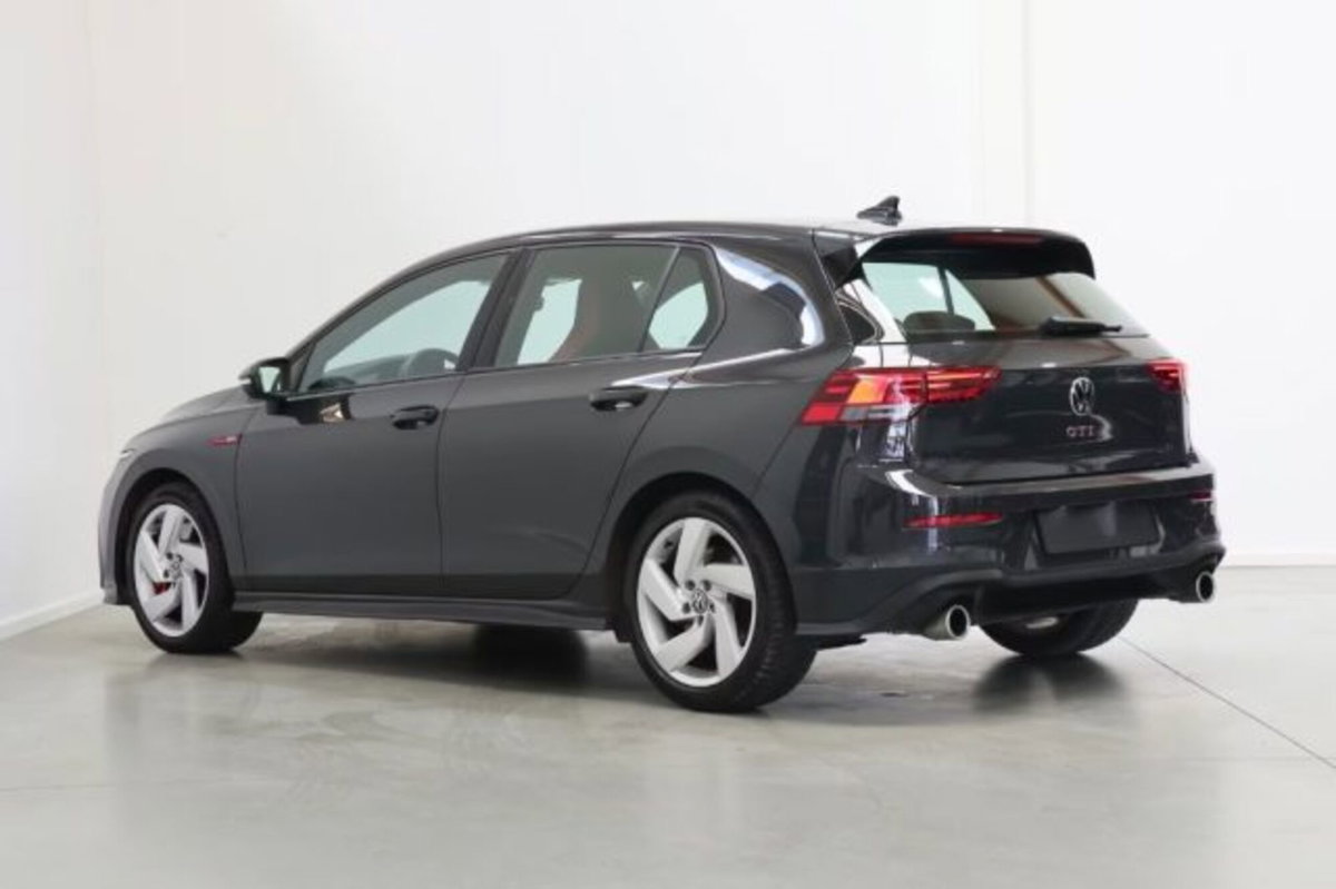 Volkswagen Golf 2.0 TSI GTI DSG (5)