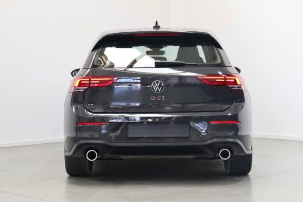 Volkswagen Golf 2.0 TSI GTI DSG (7)