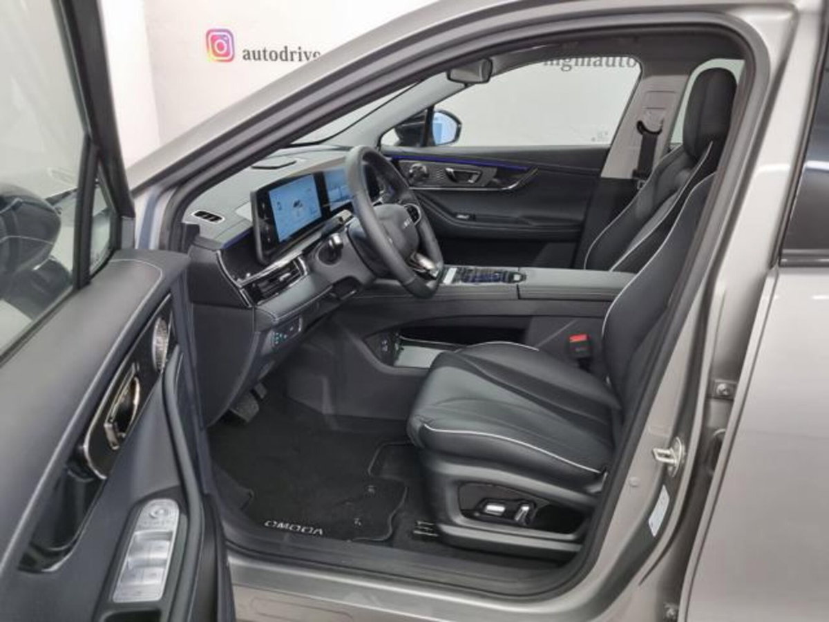 Omoda Omoda 5 EV 60,9 kWh Pure (11)