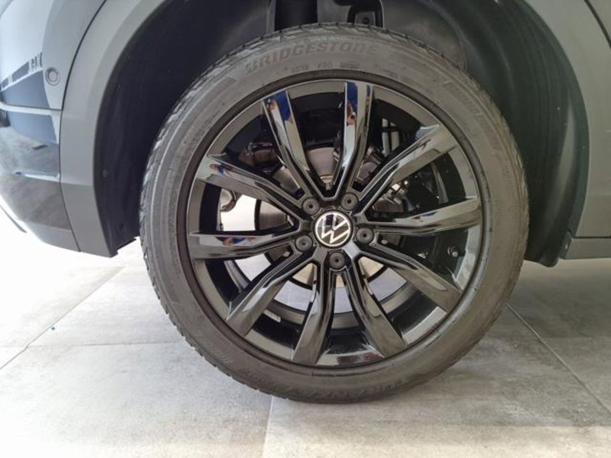 Volkswagen T-Roc 1.5 tsi R-Line dsg (15)