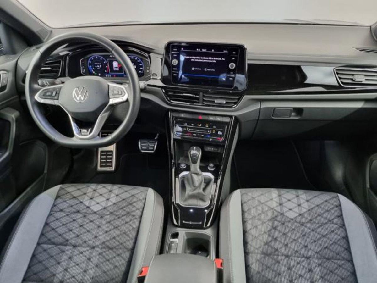 Volkswagen T-Roc 1.5 tsi R-Line dsg (6)