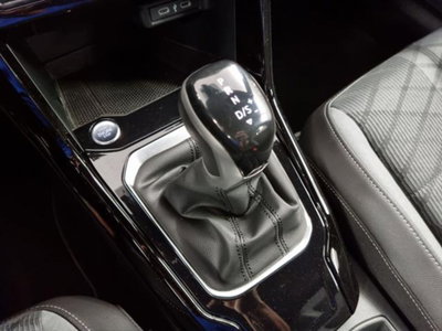 Volkswagen T-Roc 1.5 tsi R-Line dsg (9)
