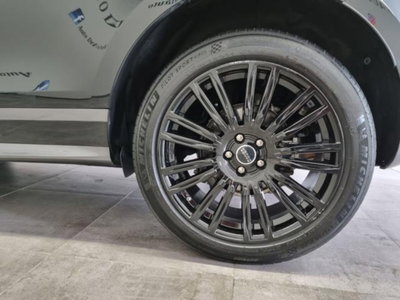 Land Rover Range Rover Evoque 2.0D I4-L.Flw 150 CV AWD Auto HSE (15)