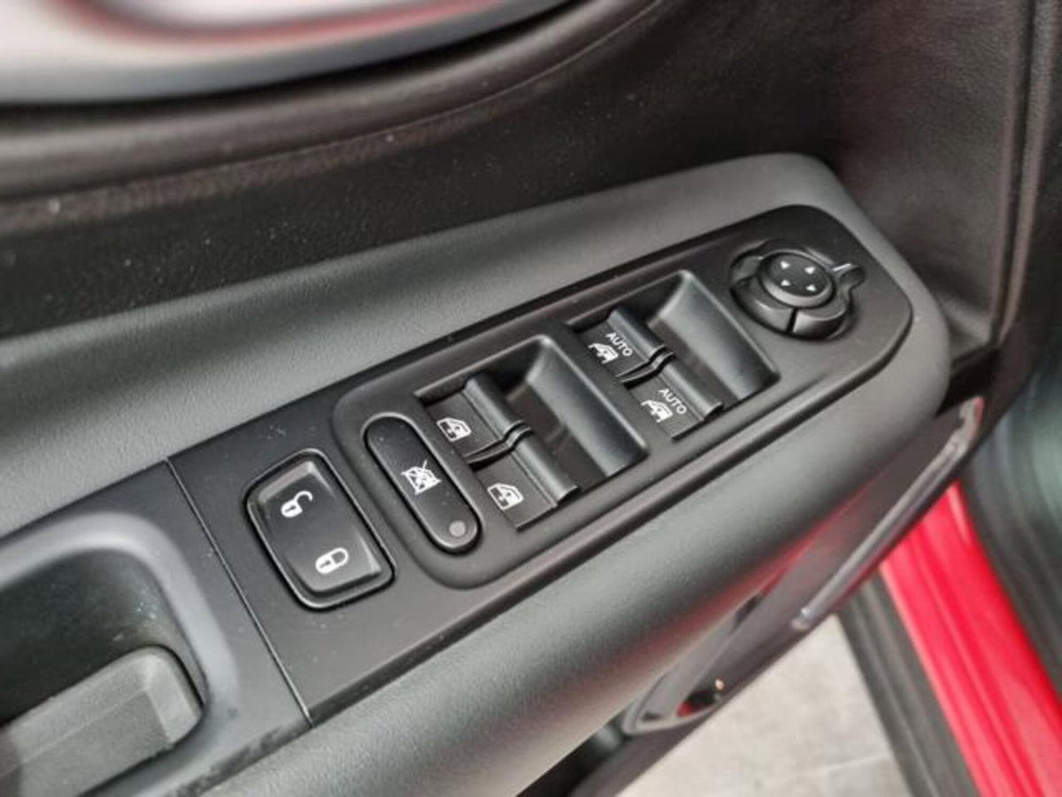 Jeep Renegade 1.5 Turbo T4 MHEV Limited (19)