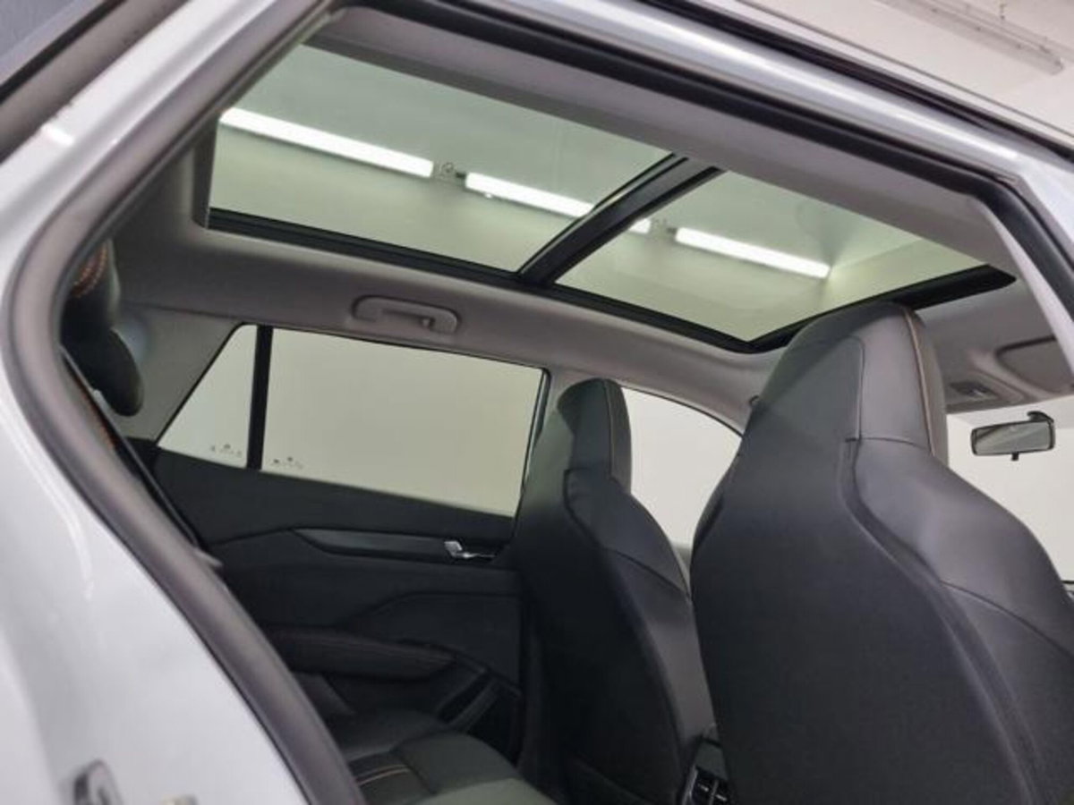Dongfeng Shine GS  1.5 E1 dct (10)
