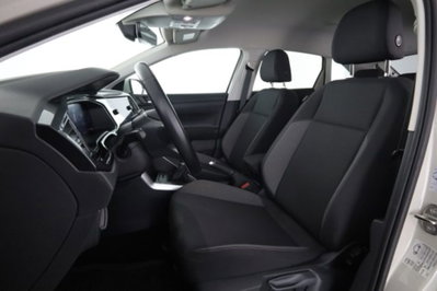 Volkswagen Taigo 1.0 TSI 110 CV DSG Life (2)