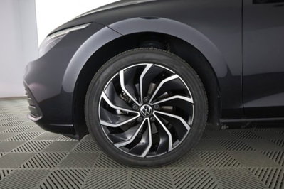 Volkswagen Golf Variant 1.0 eTSI EVO DSG Life (8)